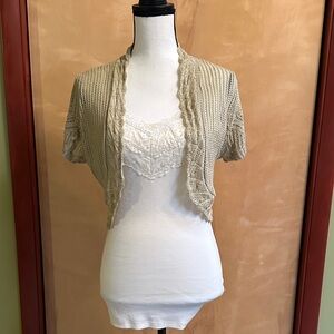 Elegant Cream Women's Sweater Sold as a set. Rue 21 shawl, Maurices tank.